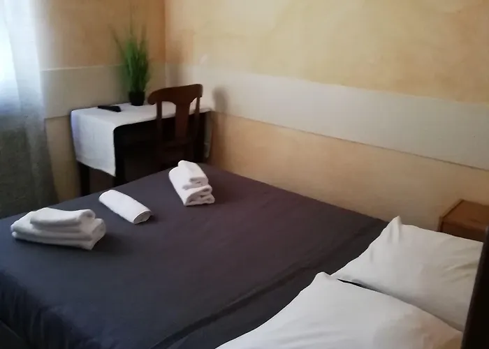 De L'etoile Szálloda 2*