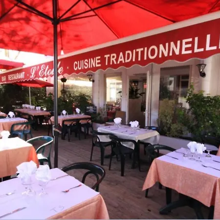 De L'etoile 2*